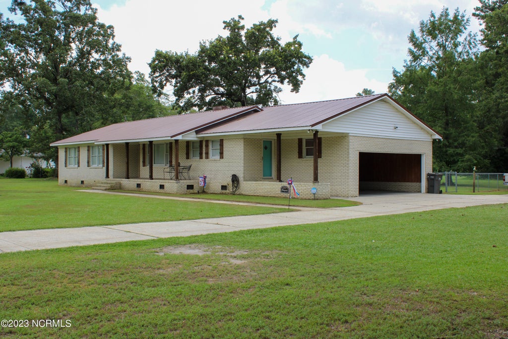 Photo of 221 E Bladen Street, Bladenboro, NC 28320 (MLS # 100594315)