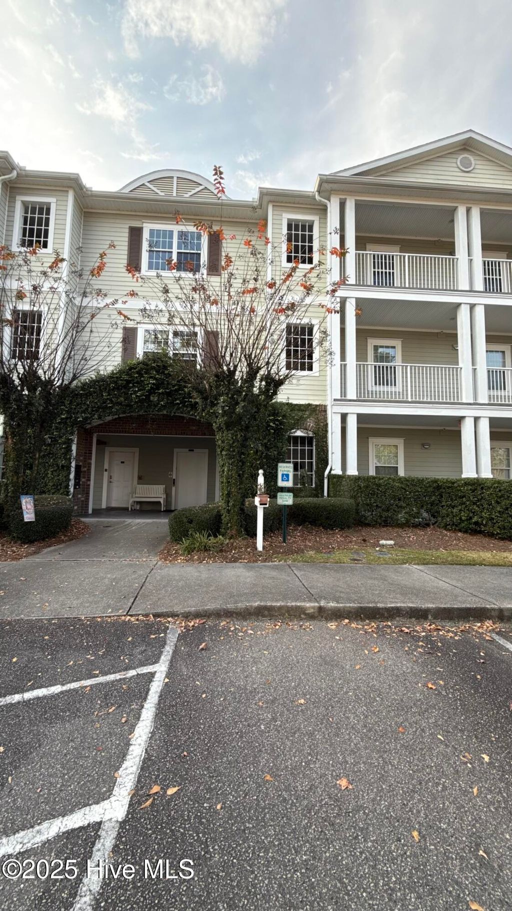 Photo of 215 Valencia Court #305, Wilmington, NC 28412 (MLS # 100542840)