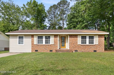 616 S Orange Street Wallace NC 28466