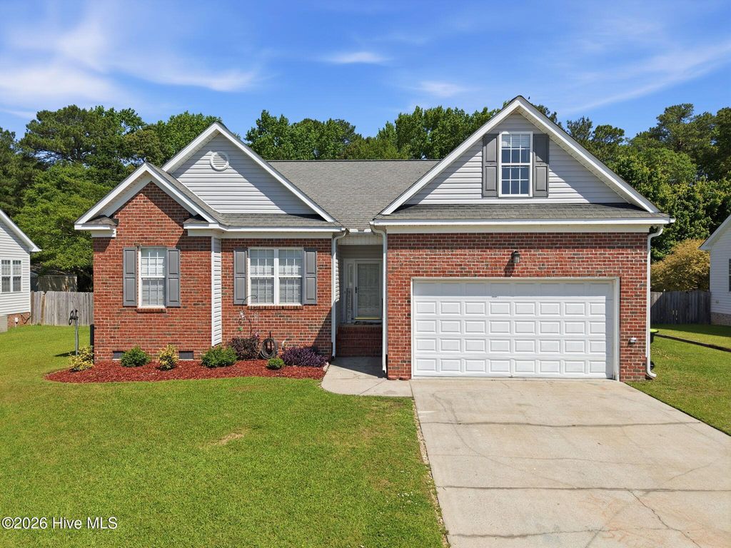 Photo of 2752 Barefoot Lane, Winterville, NC 28590 (MLS # 100572170)