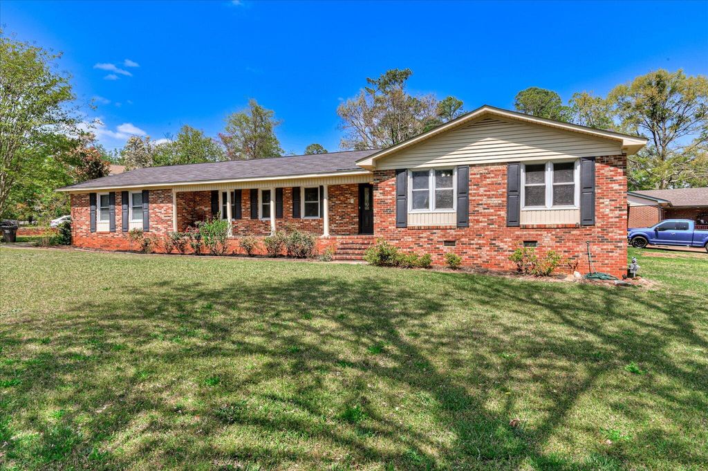 Photo of 160 Creek View Circle, Augusta, GA 30907 (MLS # 554190)