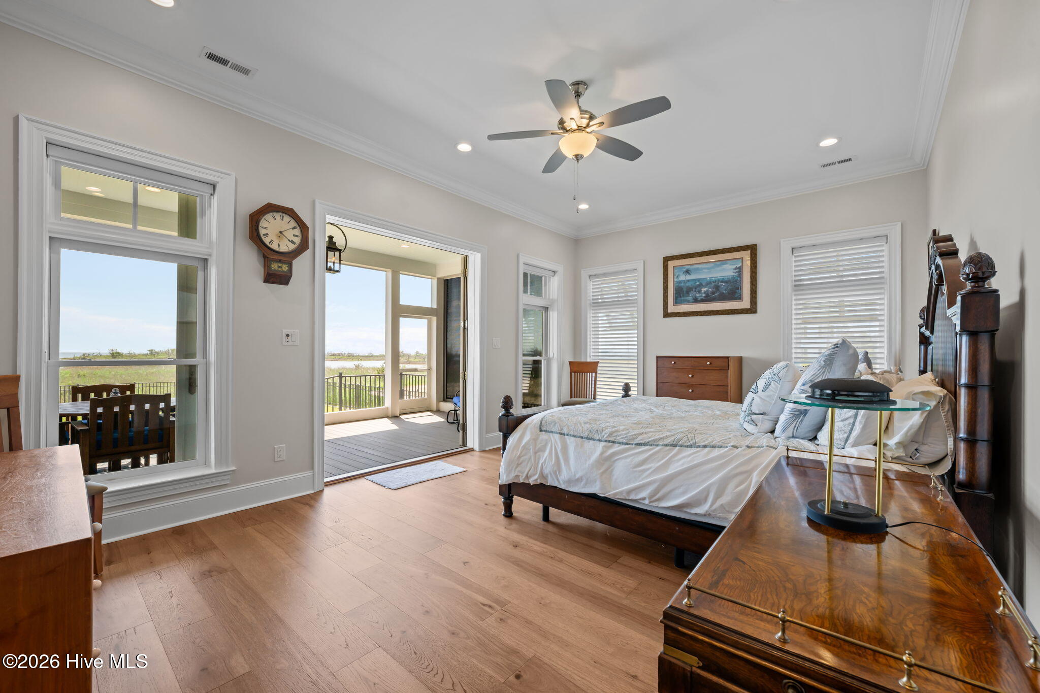 Listing image 55