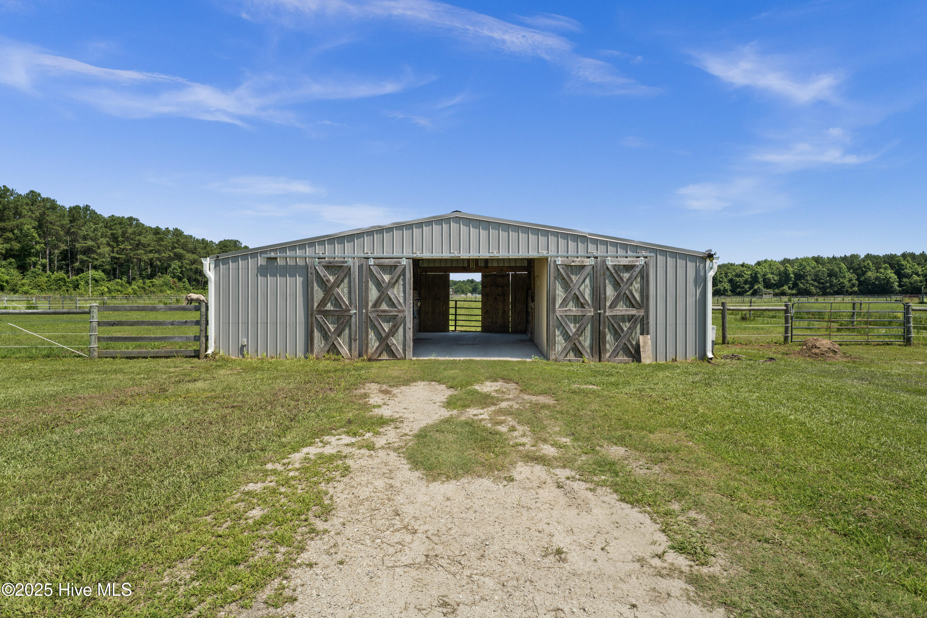 Burgaw, North Carolina 28425, United States, 3 Bedrooms Bedrooms, ,2 BathroomsBathrooms,Residential,Active,255899