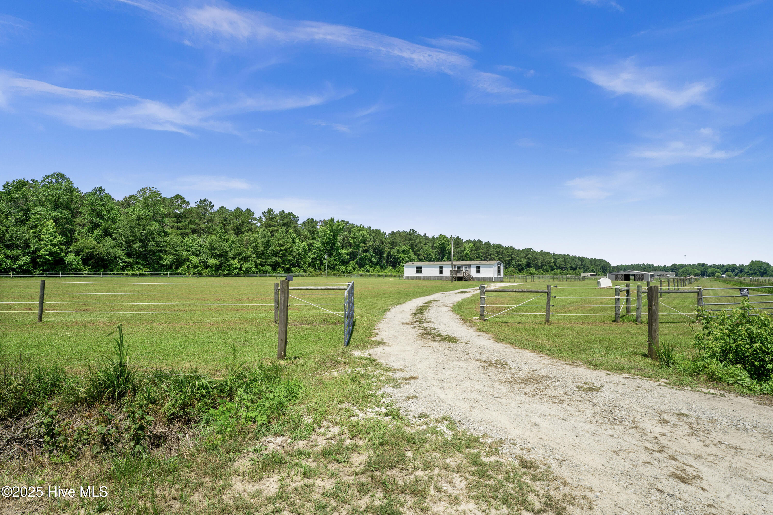 Burgaw, North Carolina 28425, United States, 3 Bedrooms Bedrooms, ,2 BathroomsBathrooms,Residential,Active,255899