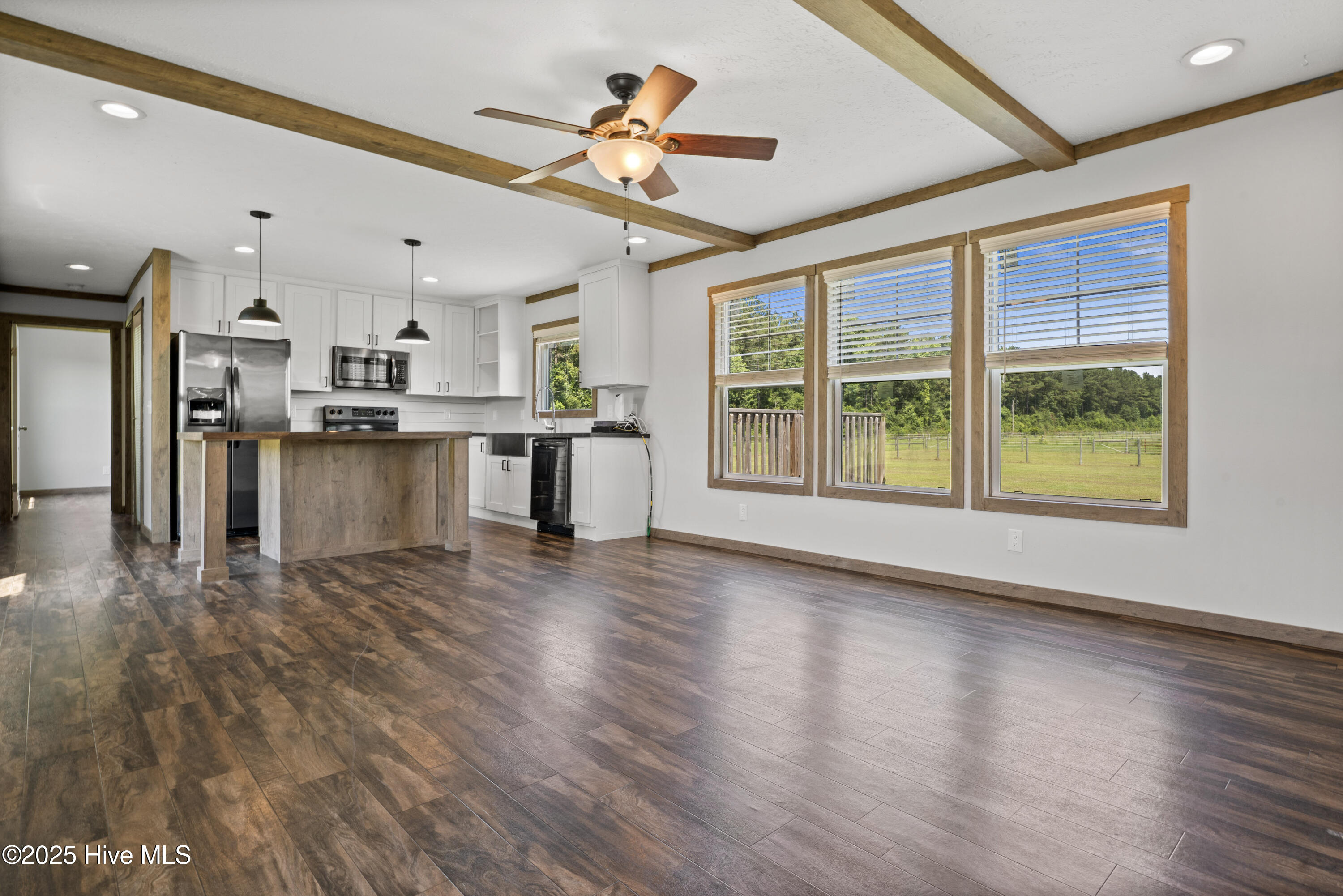 Burgaw, North Carolina 28425, United States, 3 Bedrooms Bedrooms, ,2 BathroomsBathrooms,Residential,Active,255899