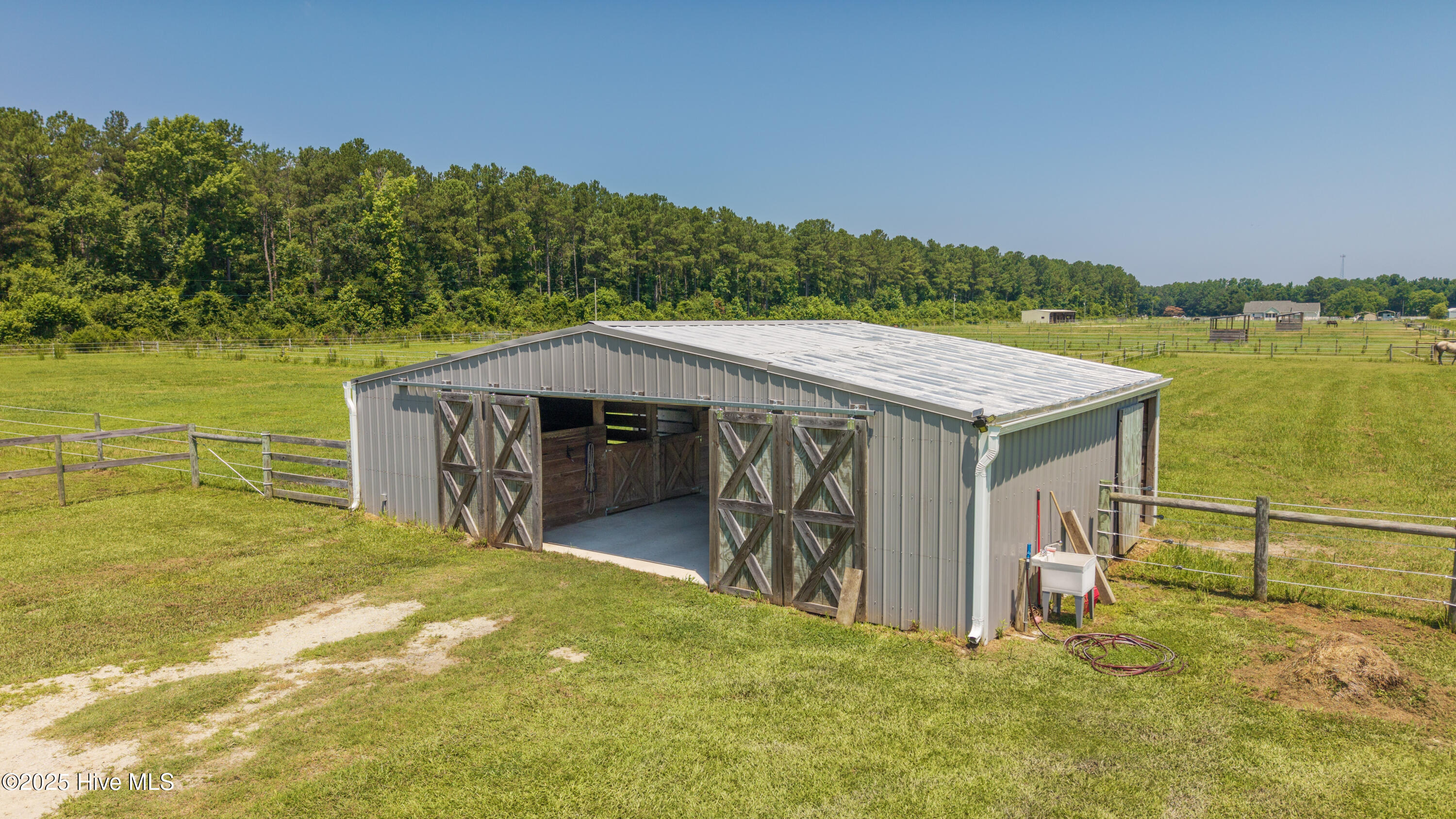 Burgaw, North Carolina 28425, United States, 3 Bedrooms Bedrooms, ,2 BathroomsBathrooms,Residential,Active,255899