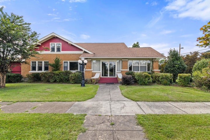 Photo 1 of 43 — 508 E 3rd St SE, Cullman, AL 35055