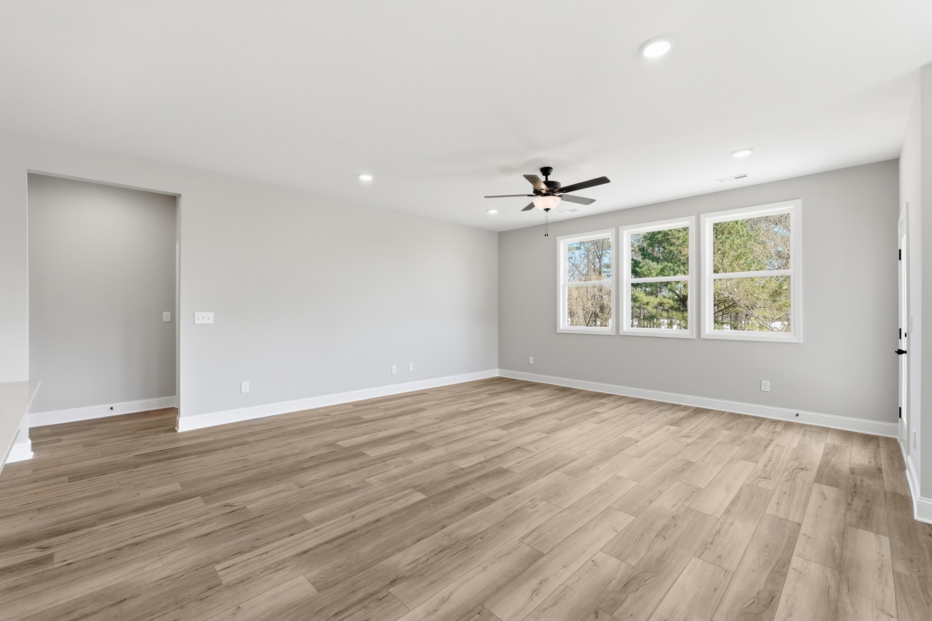 2022 Raspberry Ln
