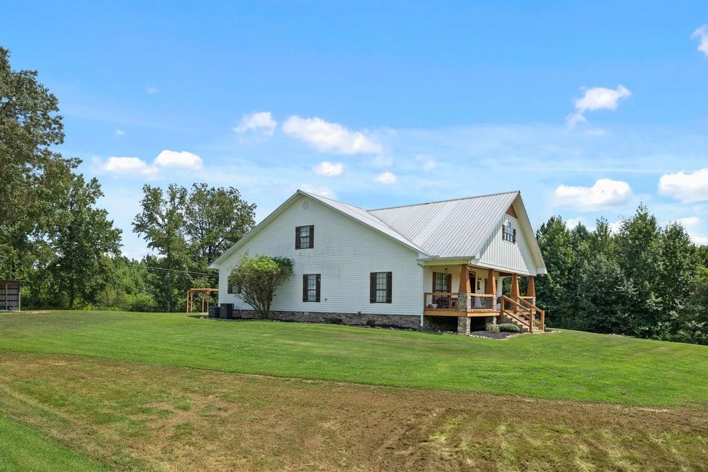 151 Co Rd 1711