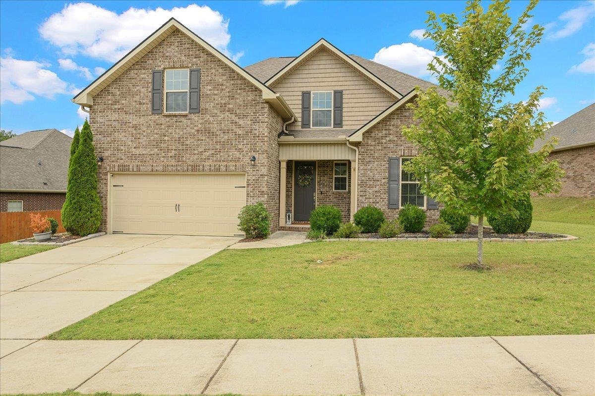 1473 Stonewater Dr NE