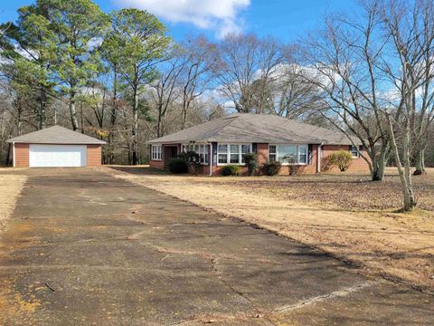 415 Co Rd 1749 Holly Pond AL 35083