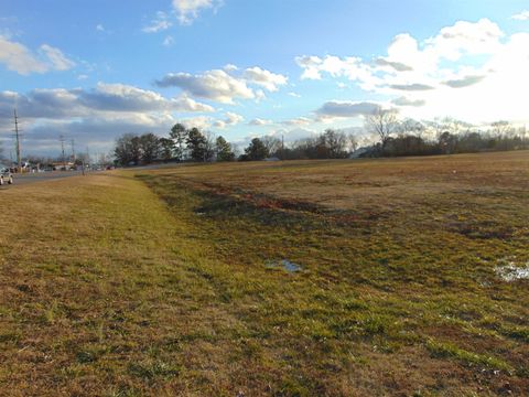 3713 Cloverdale Rd Florence AL 