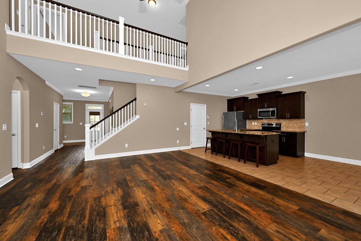 1407 Wishing Well Dr NE