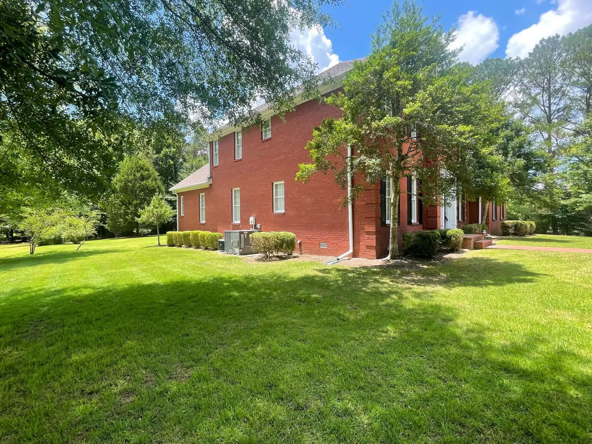 170 Rosedale Cir - Photo 4