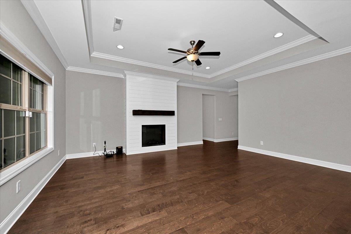 1507 Bailey Ct NE