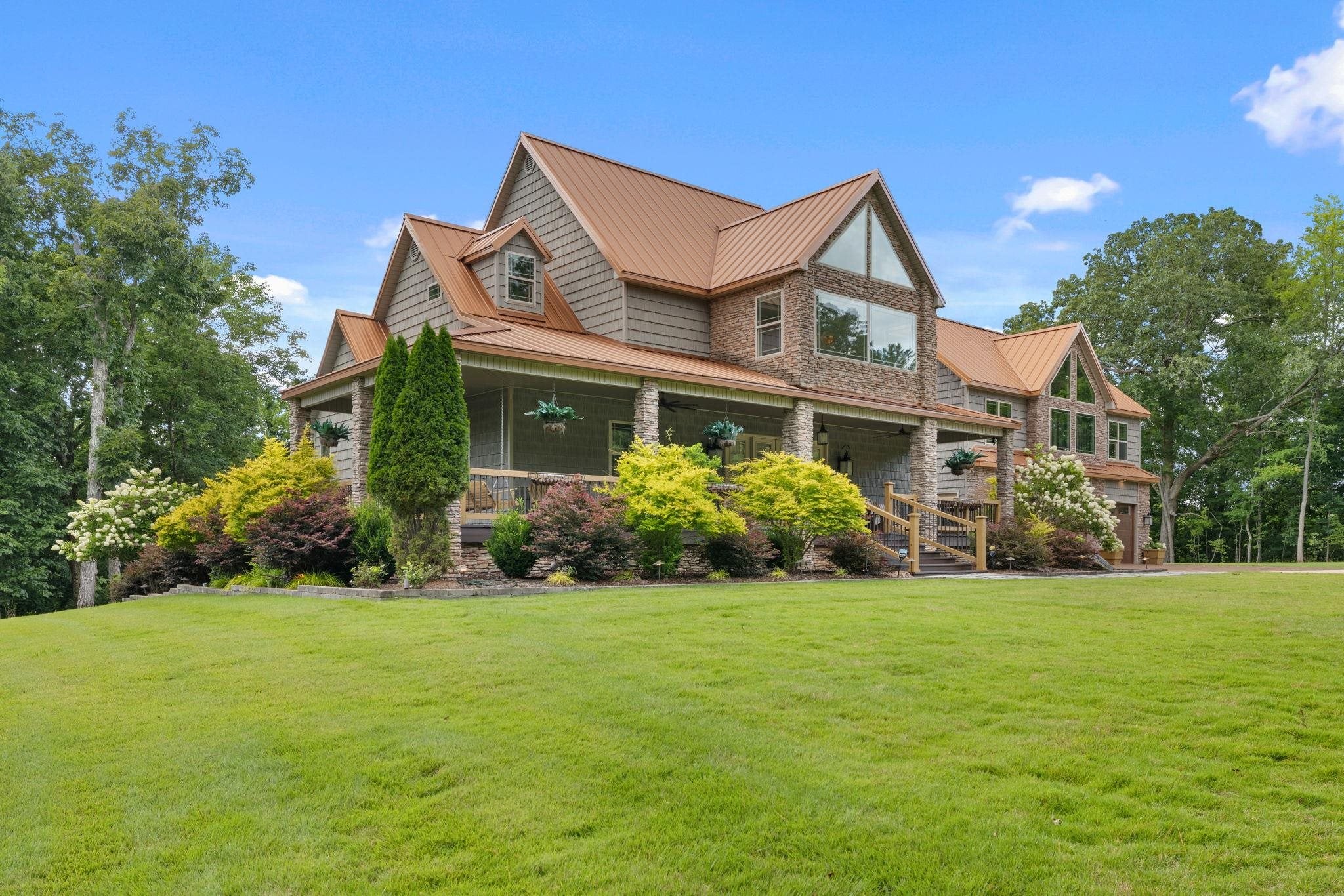 287 Lake Front Dr
