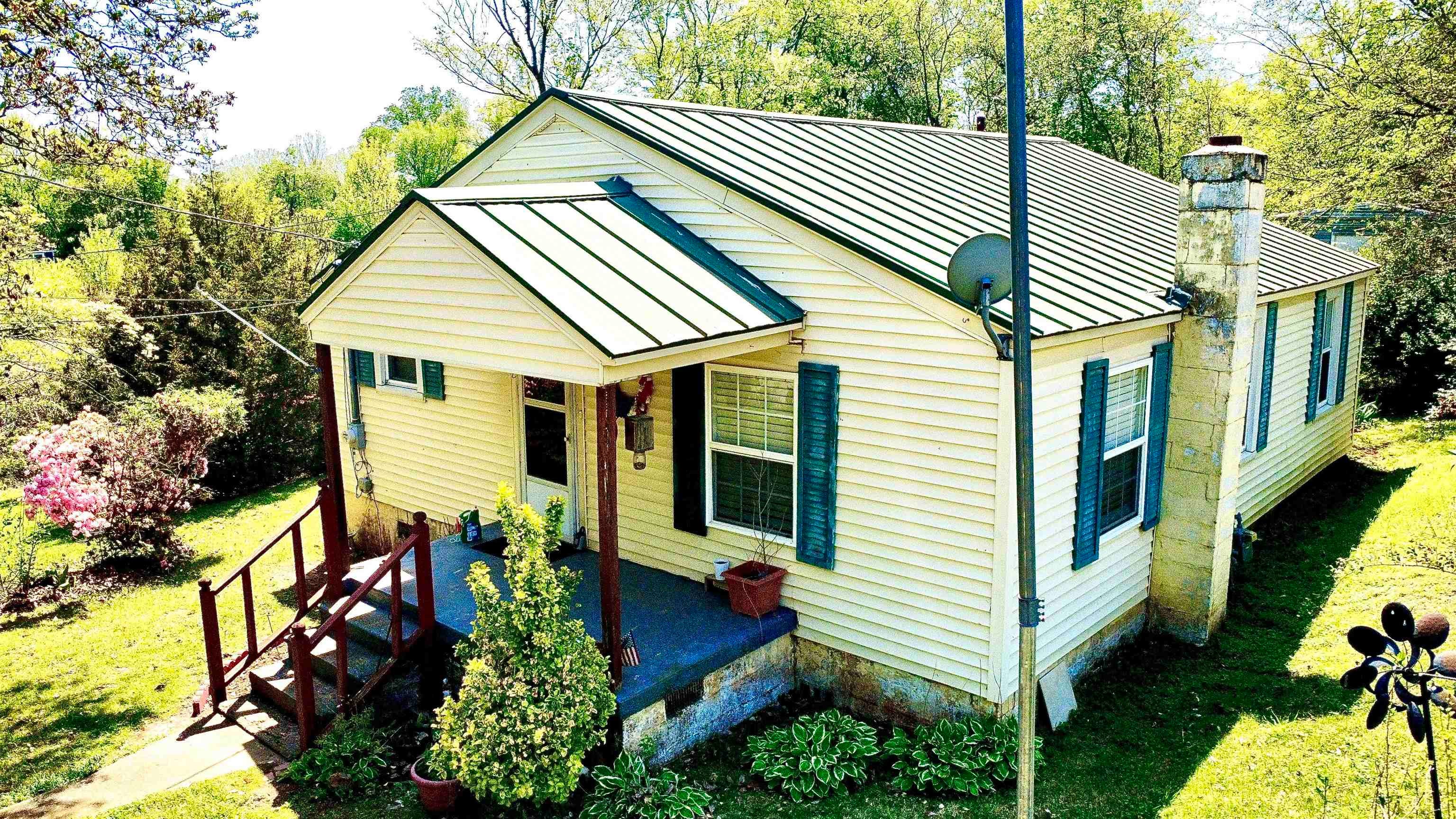 406 Patton St - Photo 2