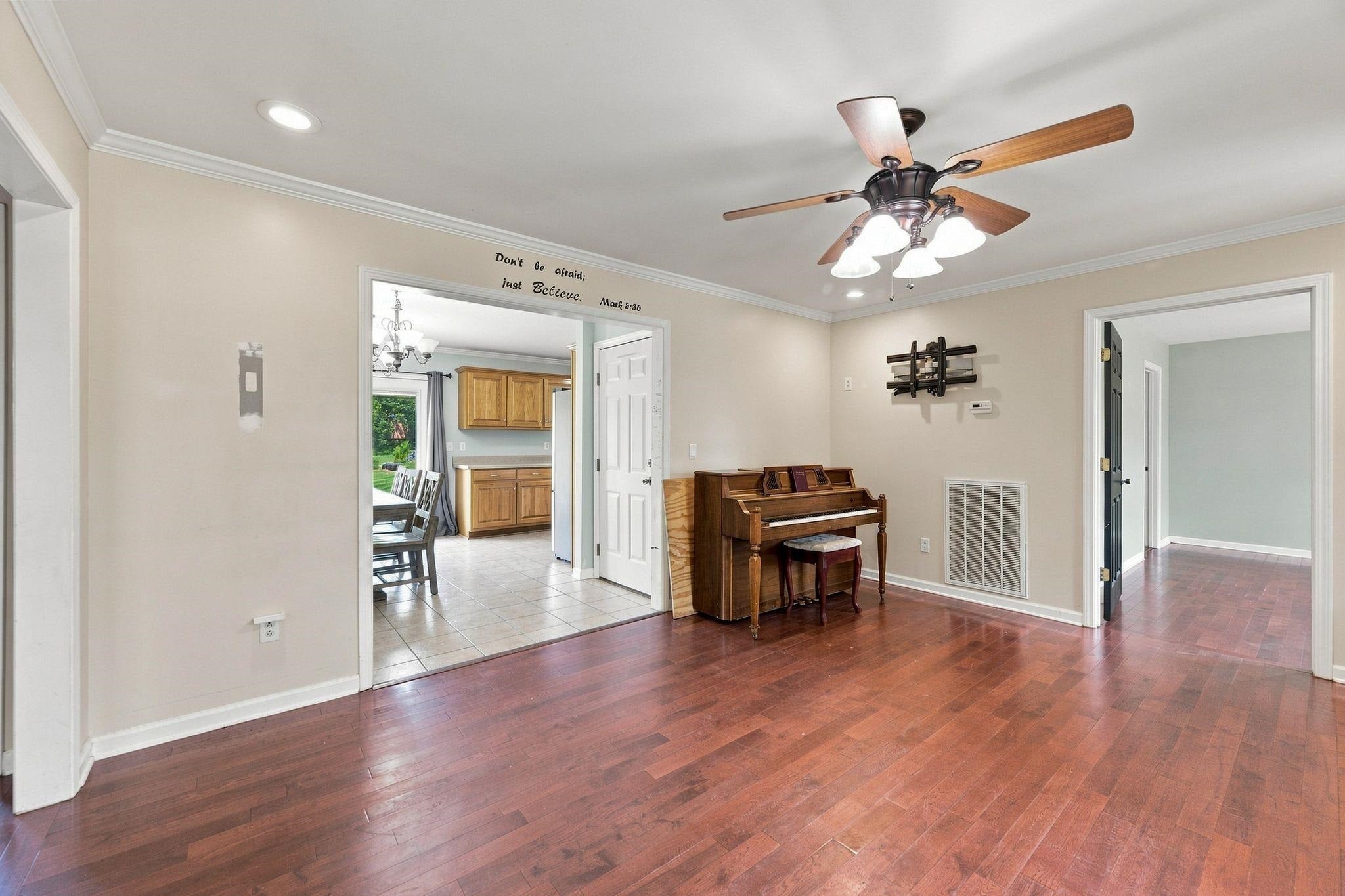 300 Co Rd 1292