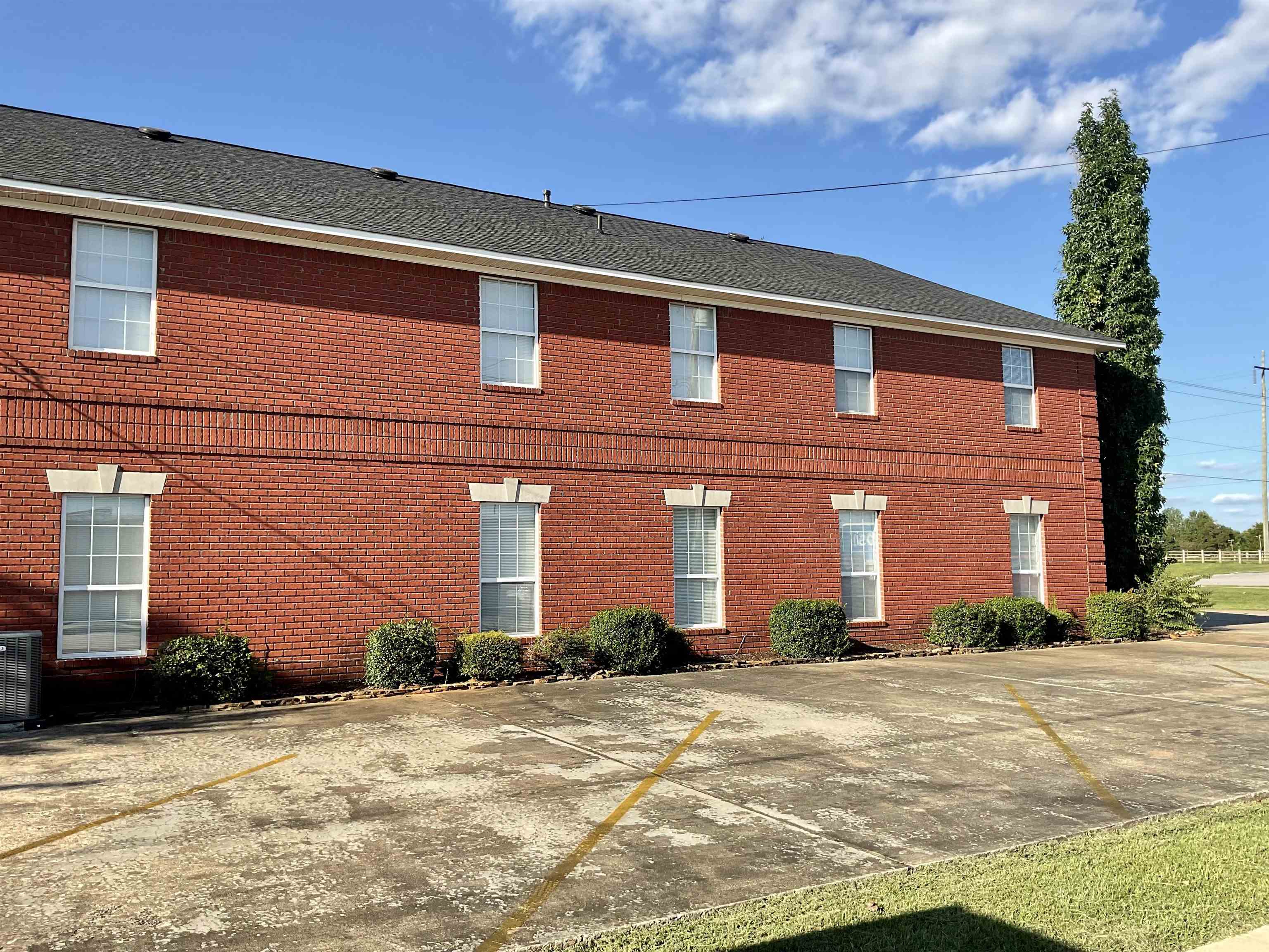 2306 S Wilson Dam Rd