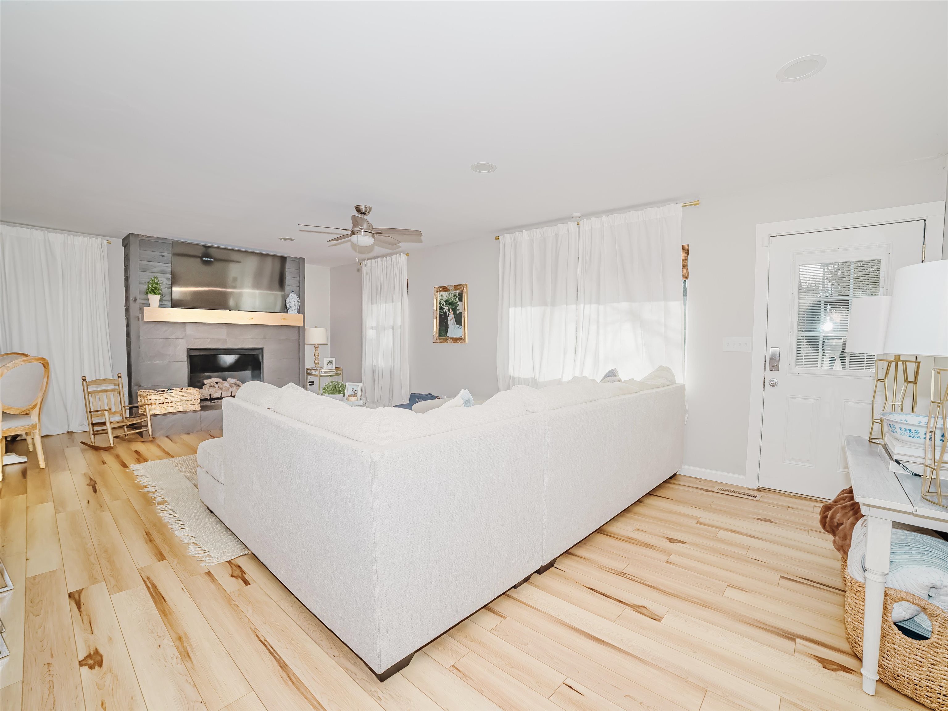 912 Briarcliff Rd NE