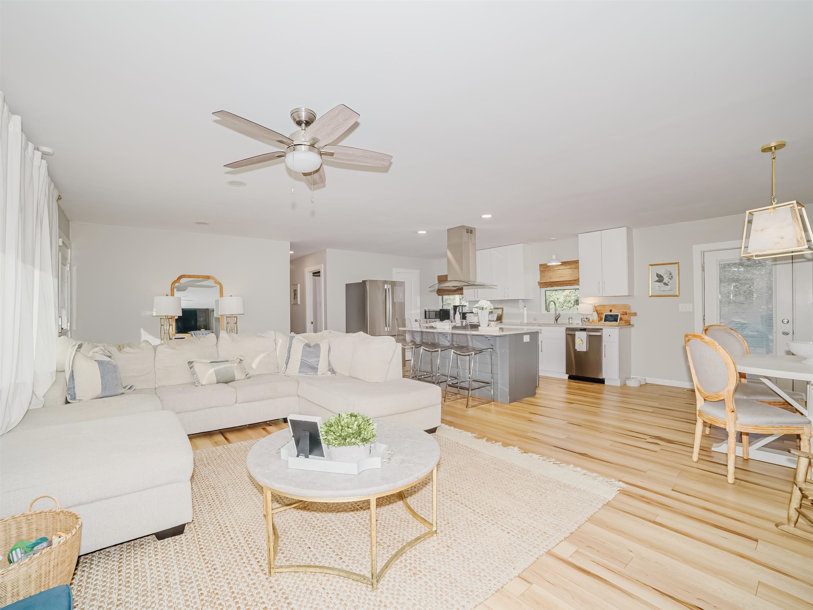 912 Briarcliff Rd NE