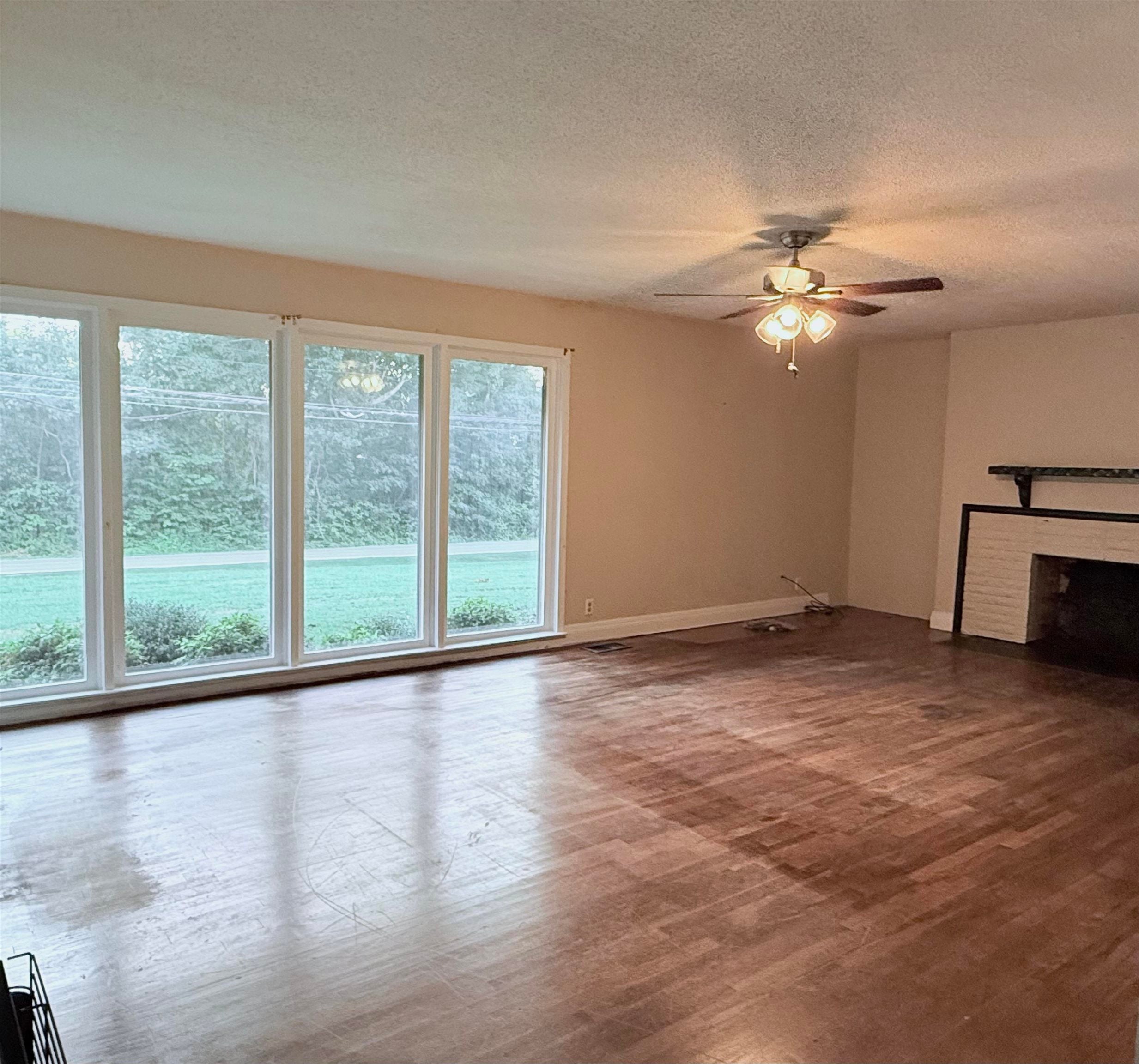 2307 N Jackson Ave - Photo 4