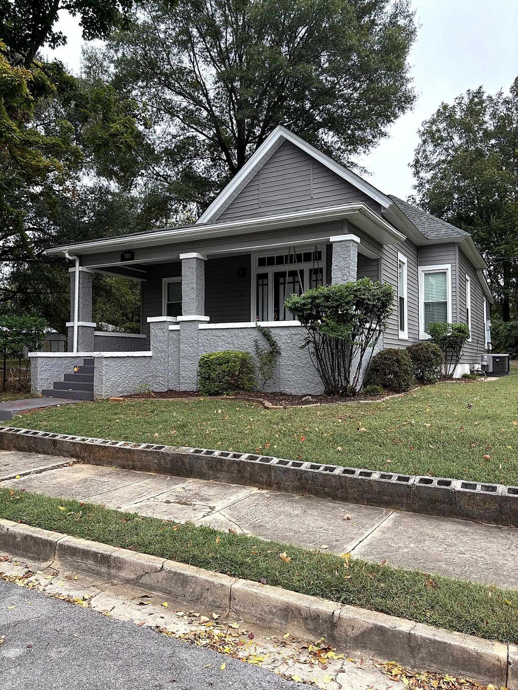 Photo of 500 Dover Ave, Sheffield, AL 35660 (MLS # 531880)