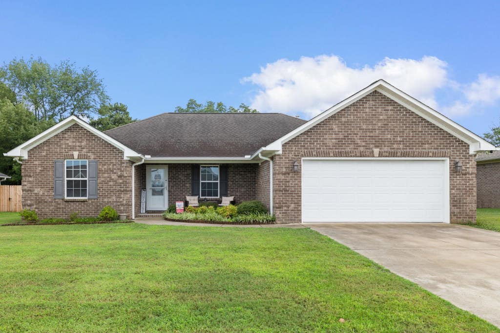 Photo of 19032 Racheals Loop, Athens, AL 35611 (MLS # 530080)