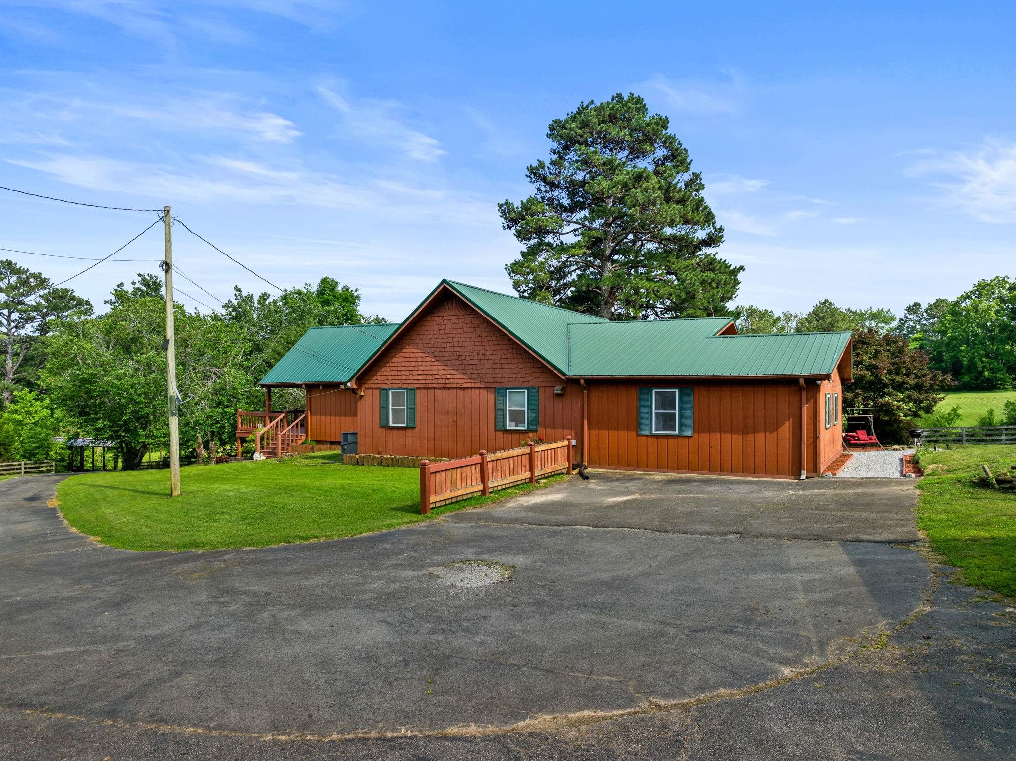 1061 Co Rd 1422