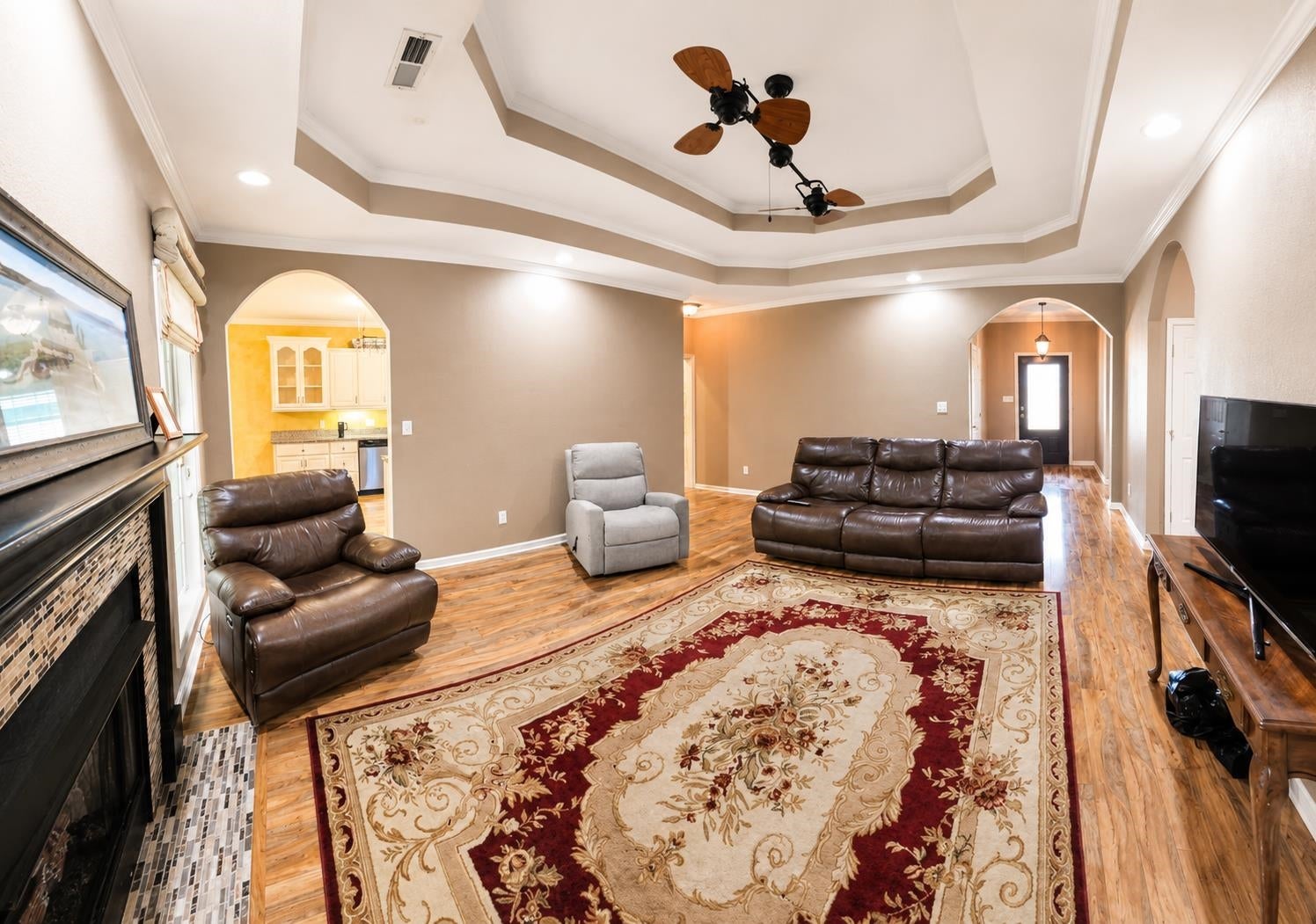 2305 Parc Pl - Photo 4