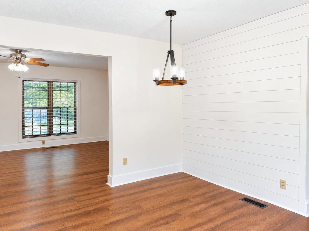 Photo of 2141 Co Rd 1043, Cullman, AL 35057 (MLS # 531553)