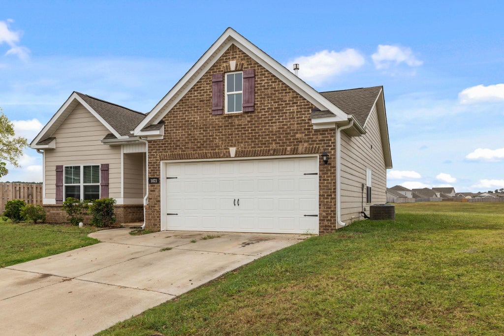 Photo of 1021 Thornton Br NW, Harvest, AL 35749 (MLS # 531547)