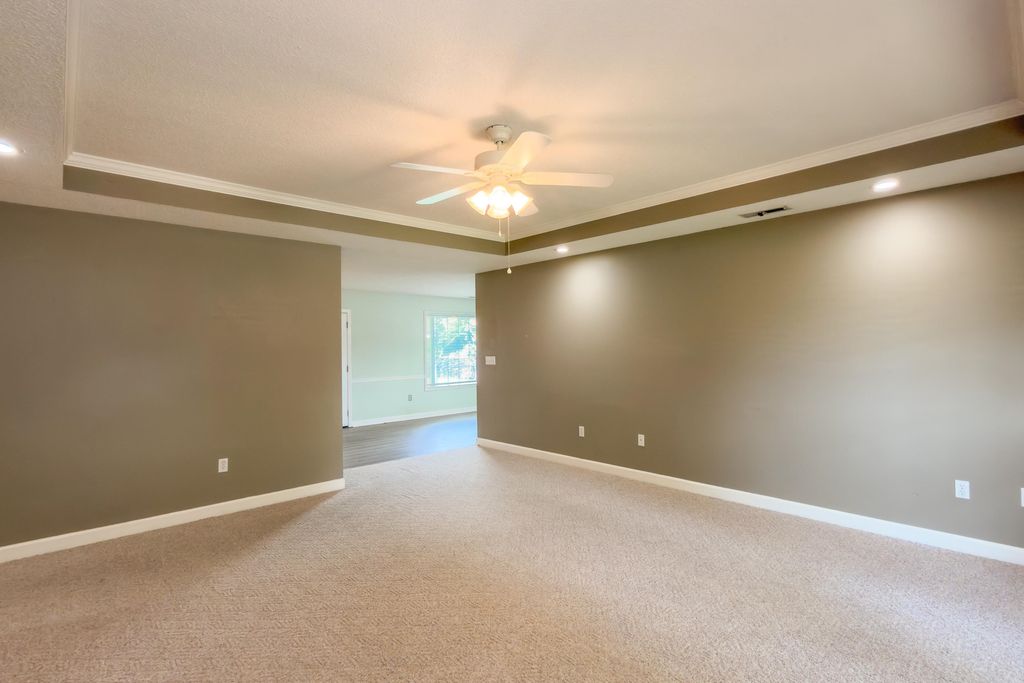 Photo of 105 Wisconsin Ave, Muscle Shoals, AL 35661 (MLS # 530145)