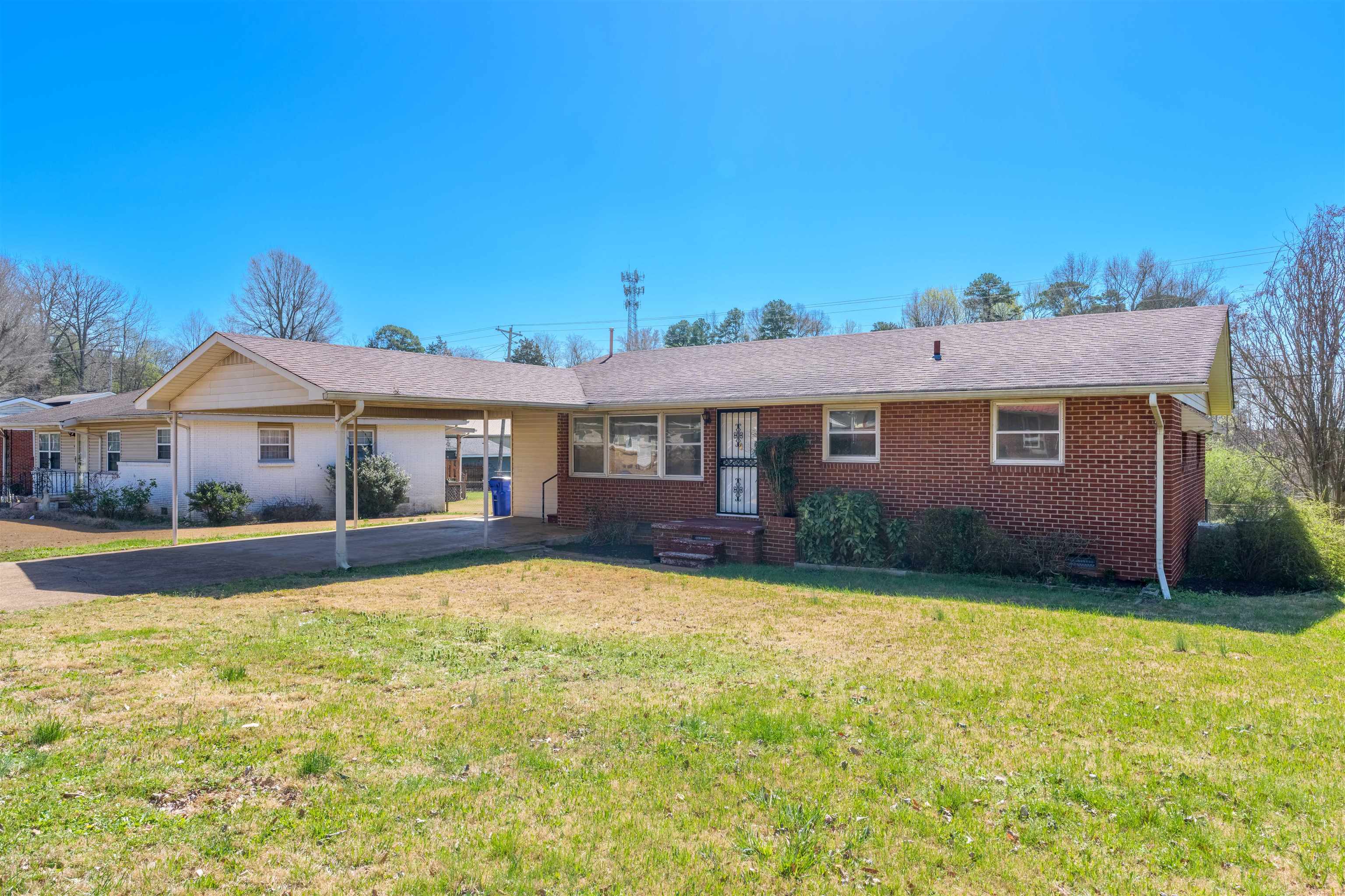 Photo 1 of 27 — 209 Davis Ave, Florence, AL 35633