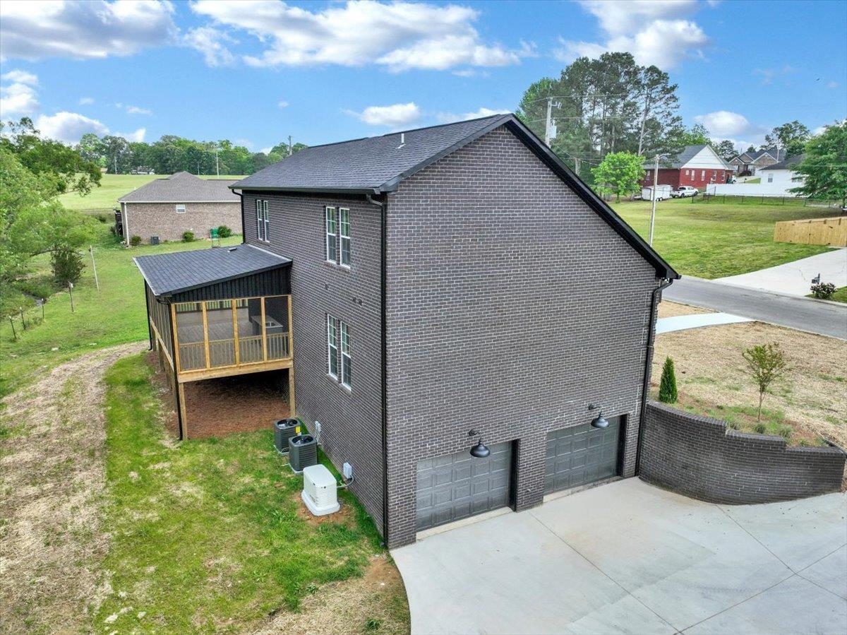 56 Co Rd 1562