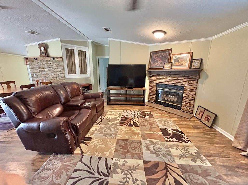 665 Co Rd 1583