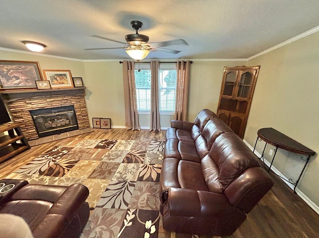 665 Co Rd 1583