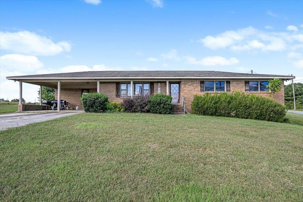 Photo of 8595 US Hwy 231, Arab, AL 35016 (MLS # 531665)