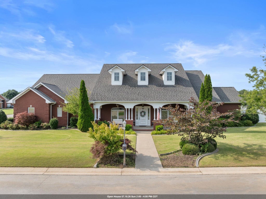 Photo of 201 Cottonwood Run, Florence, AL 35630 (MLS # 529870)