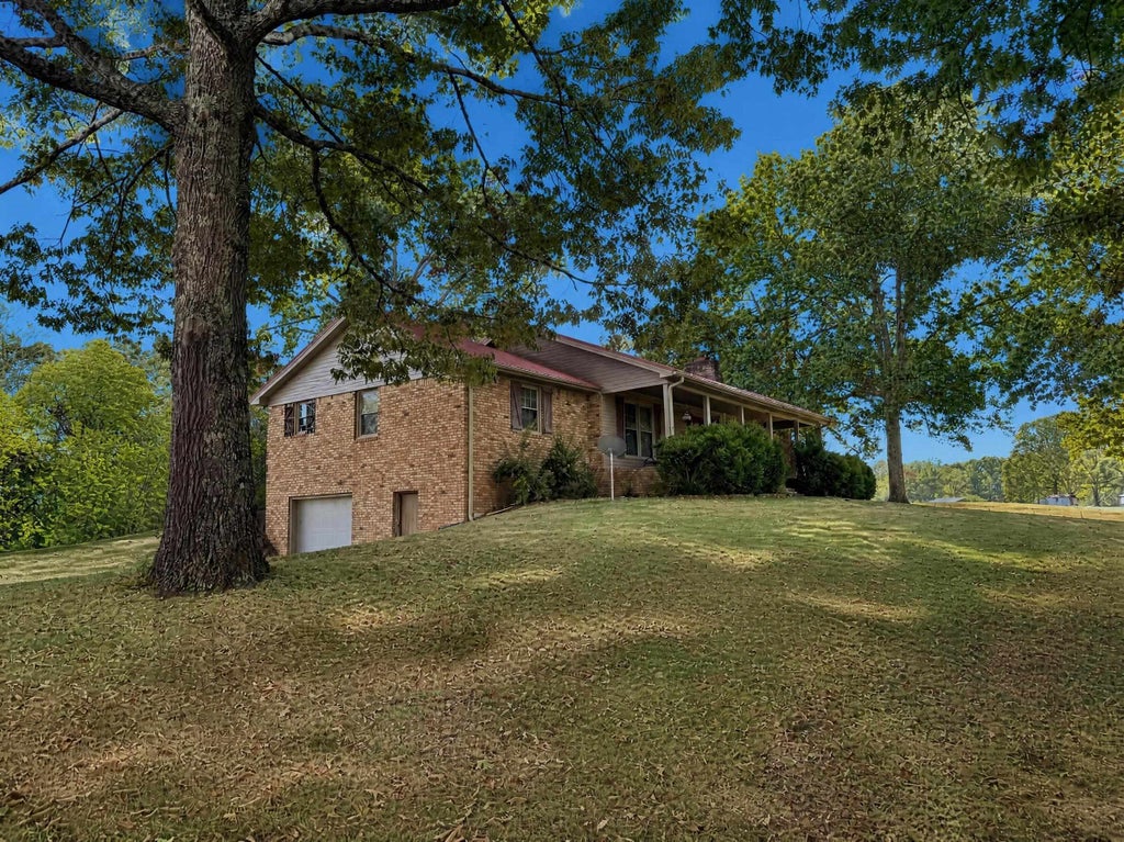 Photo of 297 Hwy 16, Vina, AL 35593 (MLS # 531917)
