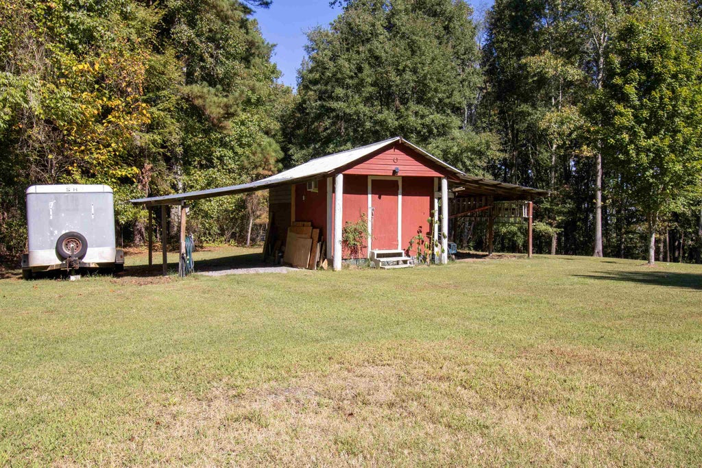 Photo of 106 Hand Rd, Falkville, AL 35622 (MLS # 531707)