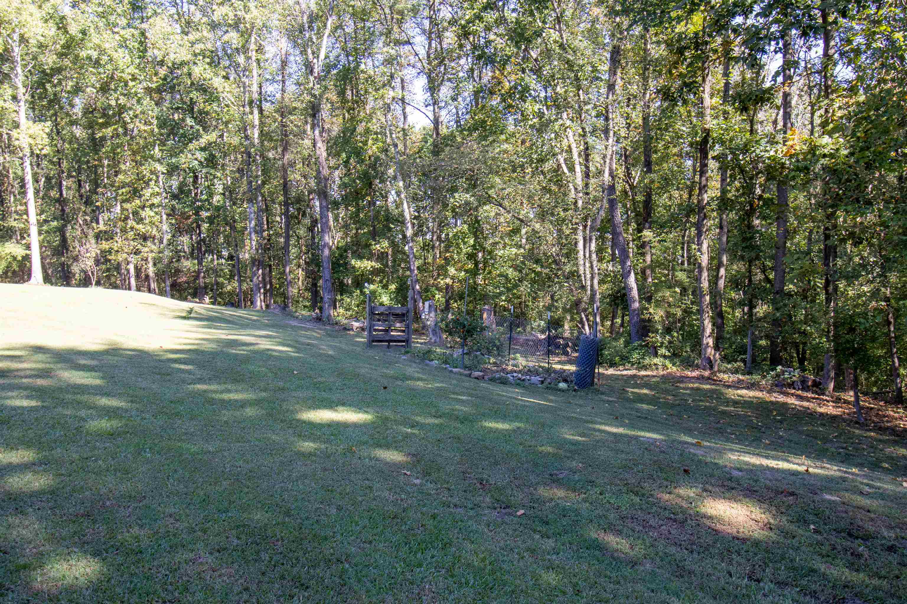 106 Hand Rd
