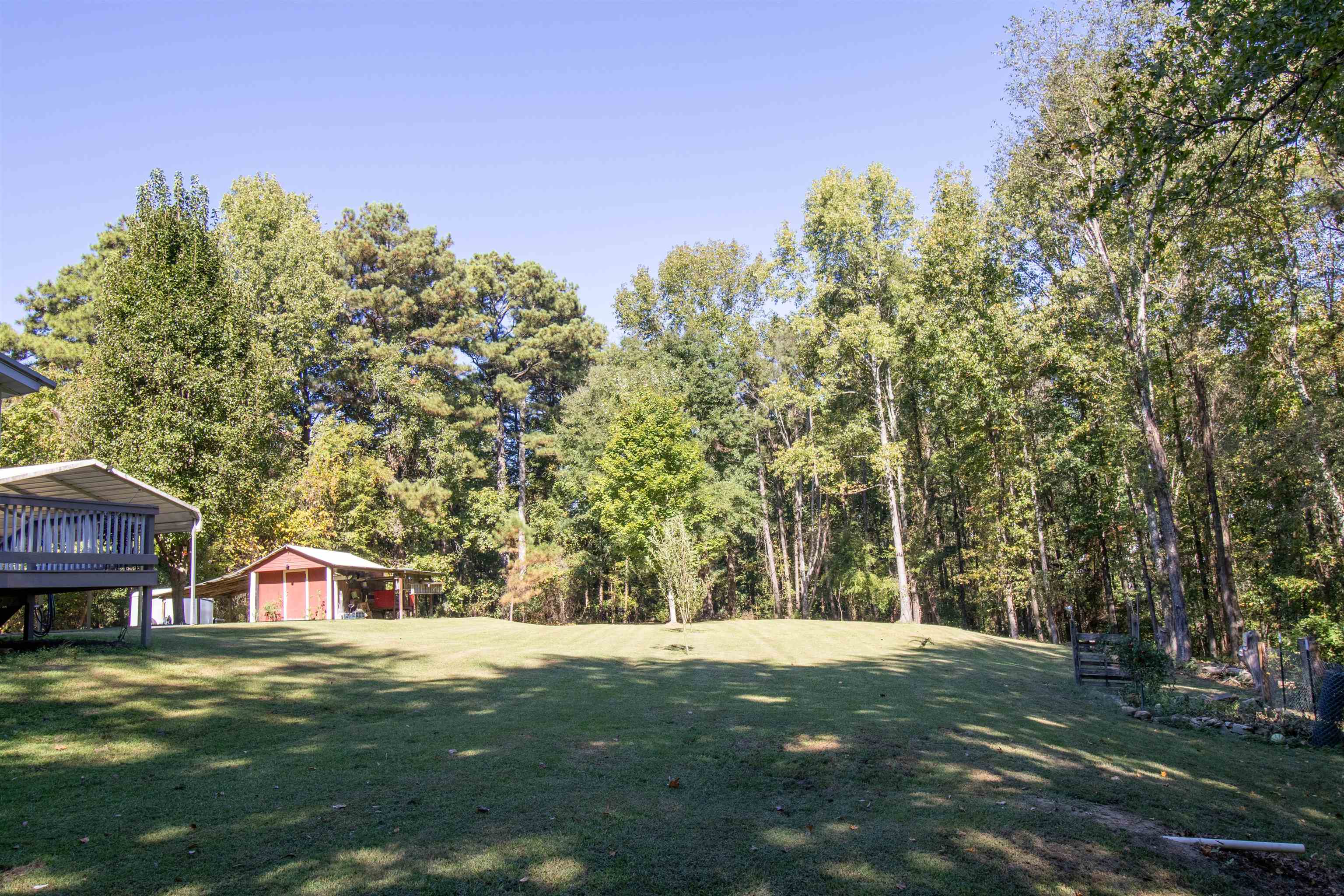 106 Hand Rd