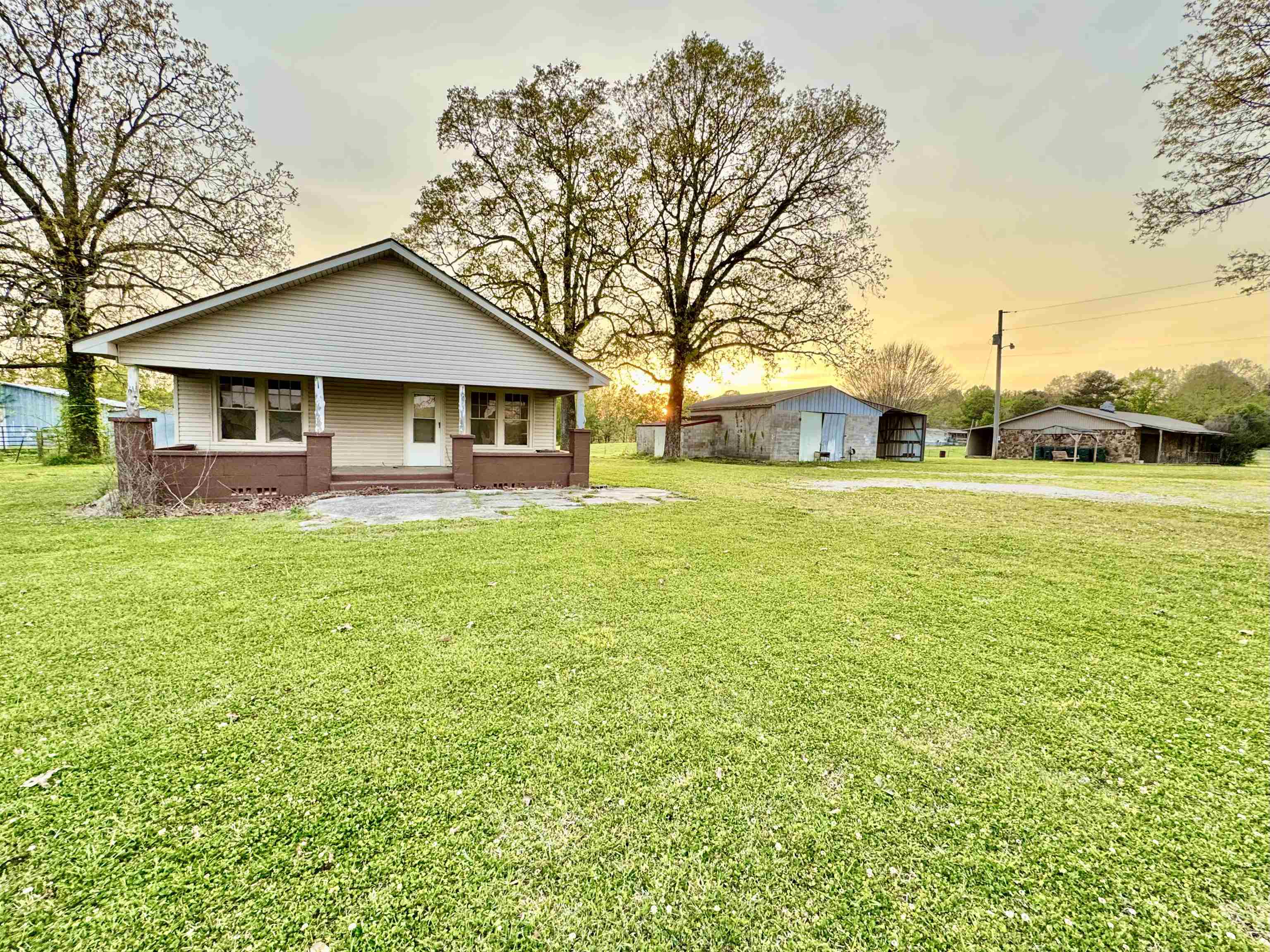Photo 1 of 65 — 5190 Lagrange Rd, Leighton, AL 35646