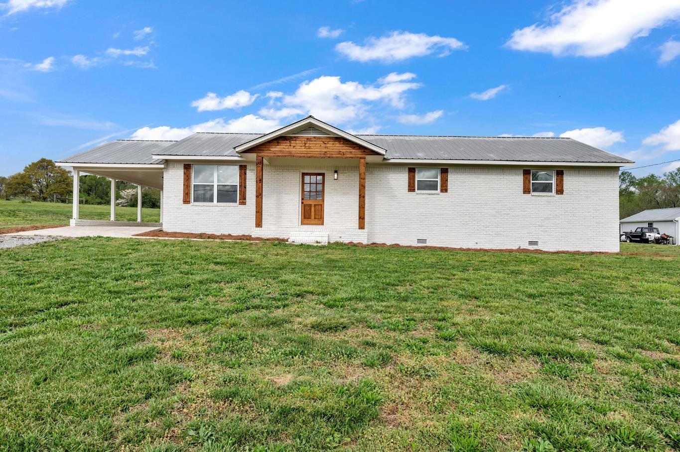 616 Co Rd 1662