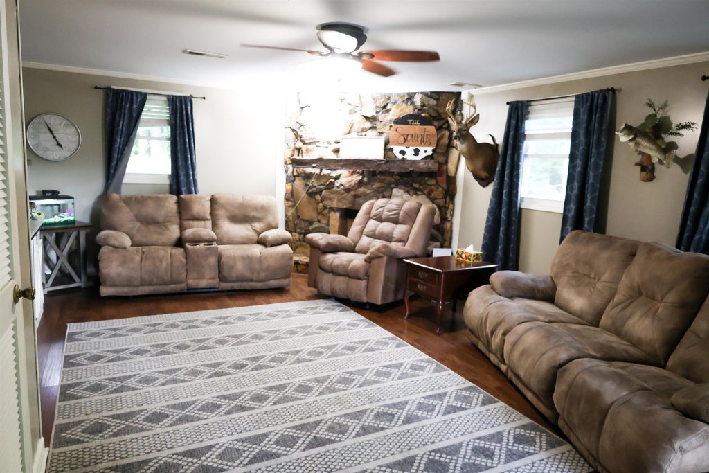 Photo of 2324 Co Rd 20, Spruce Pine, AL 35585 (MLS # 530043)