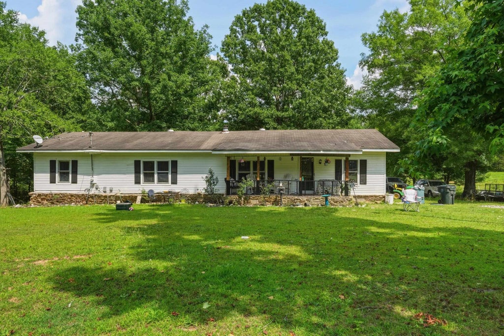 Photo of 12210 Mt Hester Rd, Cherokee, AL 35616 (MLS # 529718)