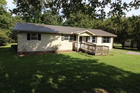 250 Meadow Dr Holly Pond AL 35083