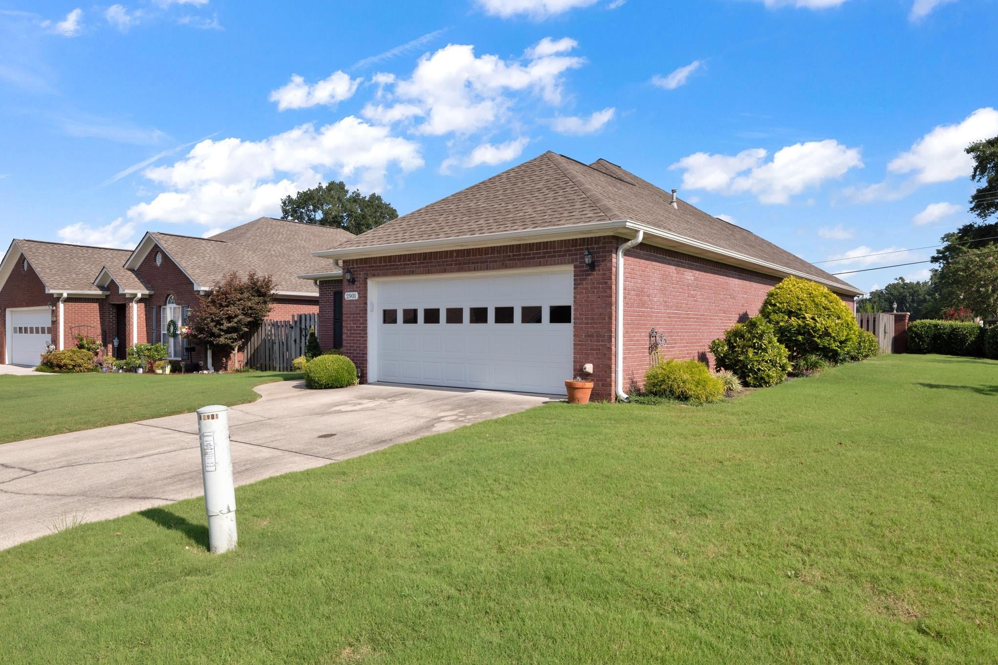 2901 Phelan Cir SE