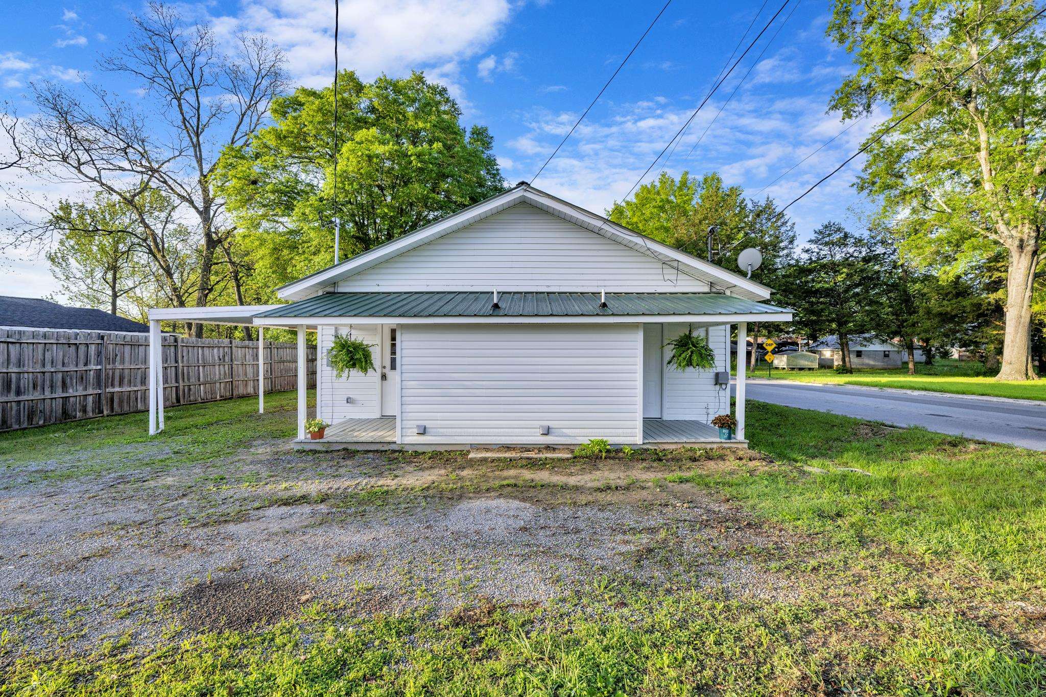 1432 Dripping Springs Rd